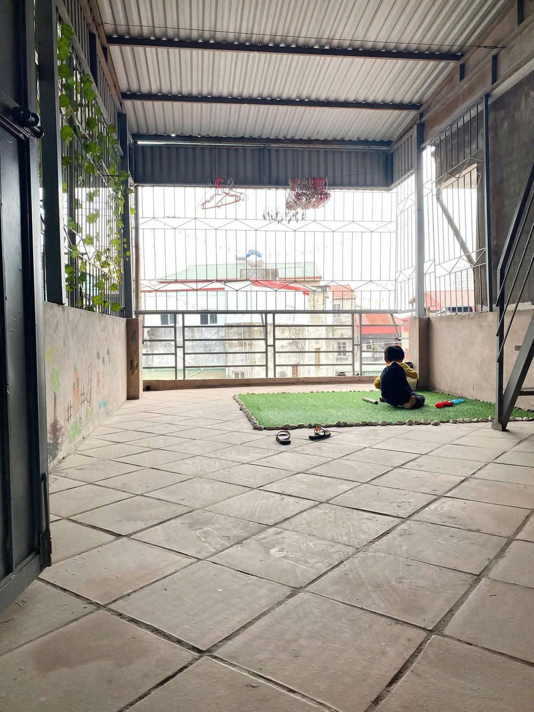 Cho thuê nhà KD onl ở GĐ ngõ 92 Phố Hoàng Mai, 4 tầng x 36m2, 2 ngủ khép kín 9 Triệu - Ảnh 3